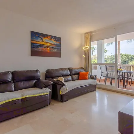 Wonderful 2 Bdr With Pool And Private Parking Benalmadena