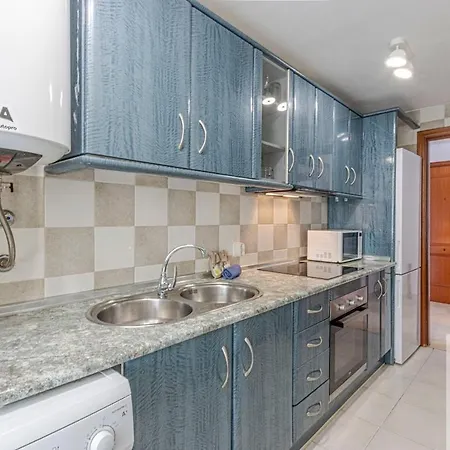 Wonderful 2 Bdr With Pool And Private Parking Apartment Benalmadena